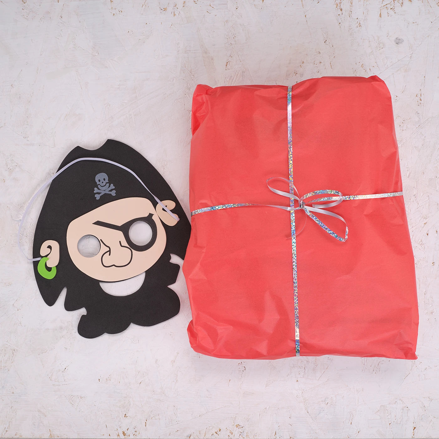 Pass the parcel kids party game